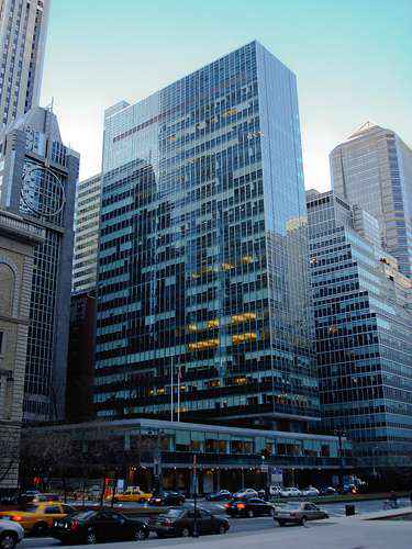Lever House. New York-Natalie de Blois - Image 3